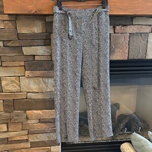 White House Black Market Black and White Cropped Pants